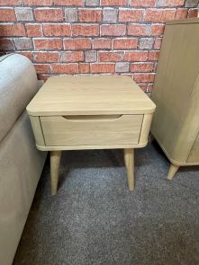 Evesham 1 Drawer Lamp abble
