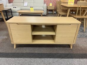 Evesham Oak 2 Door Media Unit