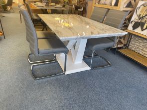 Hartford Table & 4 Chairs