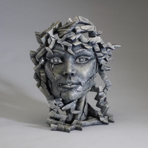 Edge Sculpture Venus Bust Stone